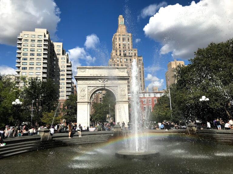 Jane Jacobs vs Robert Moses Tour