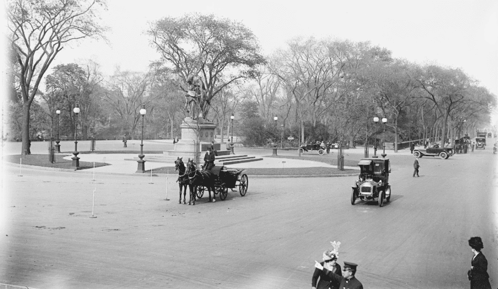 Keith Taillon Moving Uptown: A Brief History of Manhattan | Bowery Boys NYC Walking Tours